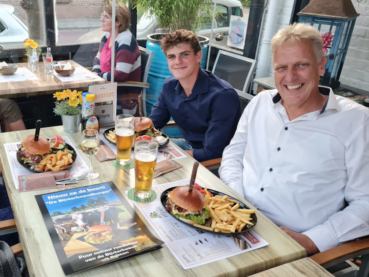 Pannenkoekhuis de Huifkar - Bijsterhoeveburger